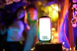 Портативна акустика JBL Pulse 5 з пульсуючим підсвічуванням бездротова (JBLPULSE5BLK) - мініатюра 2