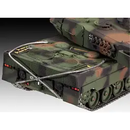 Збірна модель Revell Танк Леопард 2 A6/A6M (RVL-03180) - мініатюра 3