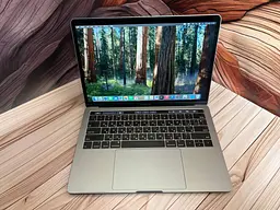 Ноутбук Apple MacBook Pro 13" A1989 i7-8559U/16/500 (C02XJ0R3JHD2) Б/в