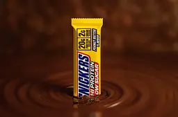 Шоколадний батончик Snickers Hi Protein Low Sugar Peanut Butter 57 г - мініатюра 4