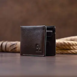 Якісне портмоне в гладкій шкірі на магнітах Grande Pelle 11307 коричневе - мініатюра 9