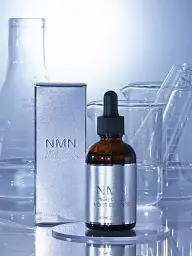 KOR JAPAN NMN High Class Moist Essence антивікова сироватка з NMN і ретинолом, 60 мл - мініатюра 4