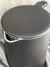 Електрочайник із обертанням на 360° EKS-25020 Grunhelm 1.7л 2200Вт Чорний - мініатюра 4