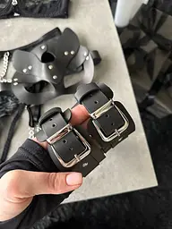 Наручники шкіряні BDSM для рольових ігор з регульованою застібкою чорні - мініатюра 6