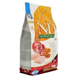 Сухий корм для стерилізованих кішок Farmina N&D Low Grain Cat Chicken&Pomegranate Neutered, курка та гранат, 1,5 кг - мініатюра 2
