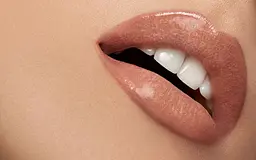 Помада для губ Pupa Miss Ultra Brilliant відтінок 600, 2.4 мл (245600) - мініатюра 2