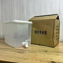 Диспенсер для напоїв 8 л з краном 19.5×21.5×26.5 см • Ємність для води, лимонаду, соку та холодних напоїв для кухні, дачі та столу - мініатюра 4