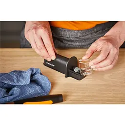 Точило для ножів Fiskars Essential 6 см (1065598) - мініатюра 4
