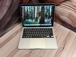 Ноутбук Apple MacBook Pro 13" 2020 i7/32GB/512GB (C02DR2ADML87) Б/в