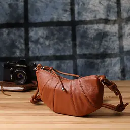 Напівкругла сумка жіноча з натуральної шкіри Vintage 22934 коричнева - мініатюра 10