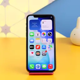 Смартфон Apple iPhone 11 Pro 256GB Gold (MWCP2) Б/В