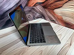 Ноутбук Apple MacBook Pro 13" A1706 i7-7567U/16/251 (C02VL166HV2Q) Б/в - мініатюра 4