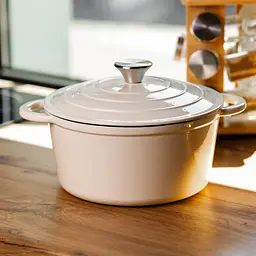 Каструля чавунна емальована 4 л, бежевий Yongkang HP-FLG-1 WHITE - мініатюра 2
