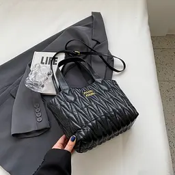 Сумка жіноча через плече Italian Bags Багіра 27х19х11 Чорний (id_1217) - мініатюра 3