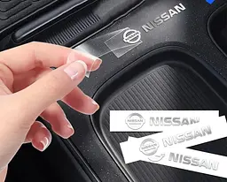 Наклейка з логотипом Nissan метал, на клейкій стрічці 1шт (універсальна) - мініатюра 2