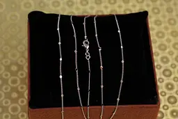 Цепь Xuping Jewelry панцырная с круглыми вставками 45 см 0,8 мм серебристая