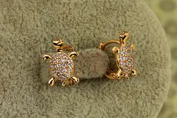 Сережки дитячі Xuping Jewelry черепашка спинка камінчики золотисті - мініатюра 2