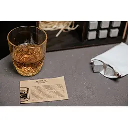 Подарунковий набір Whiskey Stones камені для віскі в дерев'яному пеналі №7 + декантер і 2 склянки Rocco Dedalo + щипці + мішечок - мініатюра 6