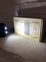 Зовнішній акумулятор на сонячних батареях 30000 mah + 2 ліхтарі - мініатюра 5