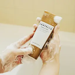 Пінка для вмивання Skin1004 Madagascar Centella Ampoule Foam 125 мл - мініатюра 4