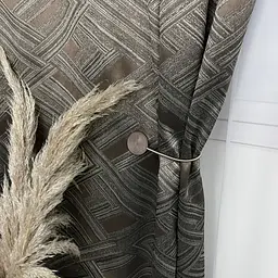 Жакардові штори "геометрія" кавового кольору 2шт. 150х270 з білим шифоновим тюлем 400х270, на тасьмі ALBO pbe0052577 - мініатюра 8