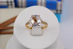 Кільце Xuping Jewelry тонке з білим фіанітом 11 мм на шість кріплень р 17 золотисте