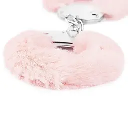 Наручники з хутром LoveToy Fetish Pleasure Fluffy Hand Cuffs - мініатюра 3