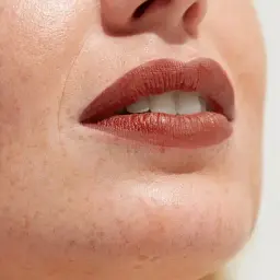 Помада для губ Gosh Luxury Rose Lips відтінок 003 Adore 3.5 г - мініатюра 4
