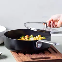 Сотейник з кришкою GreenPan Evolution 26 см 3,7 л з керамічним покриттям чорний (CC007086-001) - мініатюра 2