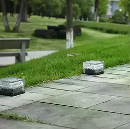 Садовий світильник Ice Cube теплий білий 10×6×10 см - мініатюра 5