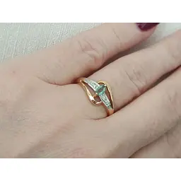 Золоте кільце з діамантами і смарагдом. RE15904K 17 - мініатюра 6