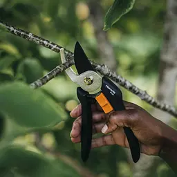 Площинний секатор Fiskars Solid P121 (1057160) - мініатюра 3