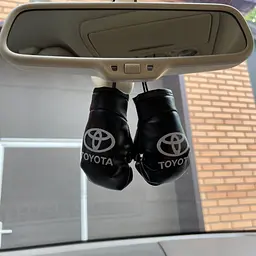 Підвіска боксерські рукавички Toyota Чорний - мініатюра 2