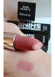 Глянцева губна помада з гіалуроновою кислотою Avon «Супер Зволоження» Рожевий кварц/Rose Quartz - мініатюра 3
