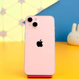 Смартфон Apple iPhone 13 128 ГБ рожевий (MLPH3) б/в [175639]