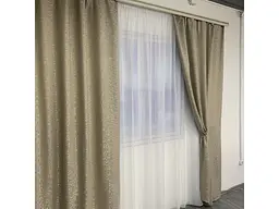 Льняні мармурові блекаут штори бежевого кольору 2шт. 150х270 з білим шифоновим тюлем 400х270, на тасьмі ALBO pbe0052666 - мініатюра 9