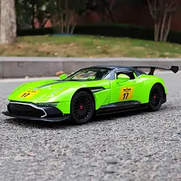 Колекційна металева модель автомобіля АвтоЕксперт Aston Martin Vulcan AMR Pro з інерцією, світлом та звуком 1:24 - мініатюра 10