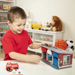 Ігровий набір Melissa&Doug Дерев'яний гараж рятувальних машин з ключами (MD4607) - мініатюра 3