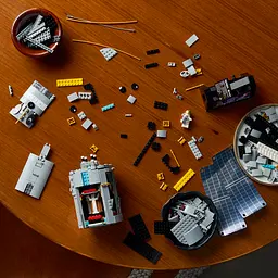 Конструктор LEGO Icons Космічний телескоп «Габбл» (11382) - мініатюра 18