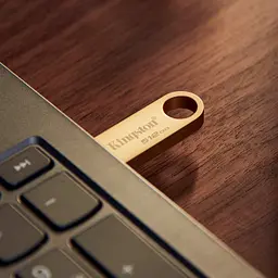 USB флеш накопичувач Kingston 512GB DataTraveler SE9 G3 Gold USB 3.2 (DTSE9G3/512GB) - мініатюра 12