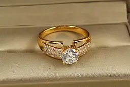 Кільце Xuping Jewelry Полонена зоря р 20 золотисте