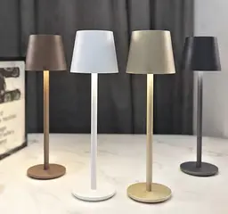 Настільна лампа світлодіодна з USB 2W, з регулюванням кольору світла, біла TE-063
 - мініатюра 8
