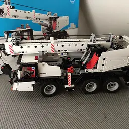 Конструктор Mitu підіймальний кран Bev4161cn 720 деталей - мініатюра 5