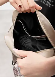 Жіноча кросбоді сумка Sambag Frame бежева 20 × 20 × 8 см (50223060) - мініатюра 5