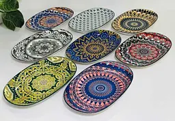 Тарілка овальна 23,5x15x2,5 см "Тригір'я", МІКС кольорів, без вибору
