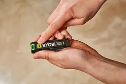 Акумулятор USB Lithium RB4L30 4В 3А·год функція power bank Ryobi hoz0014370 - мініатюра 5