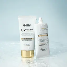 Суперзволожувальний сонцезахисний крем D'Alba Super Moisture Essence Sun Cream з SPF 50+ PA++++ 50 мл - мініатюра 4