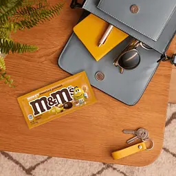 Драже M&M's Honey Roasted Peanut Chocolate Candy 49г - мініатюра 5