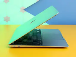 Ноутбук Apple MacBook Air 13` Silver 2020 (MGN93) Б/В - мініатюра 3