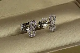 Сережки гвоздики Xuping Jewelry нескінченність із камінчиками 4 мм сріблясті - мініатюра 2
